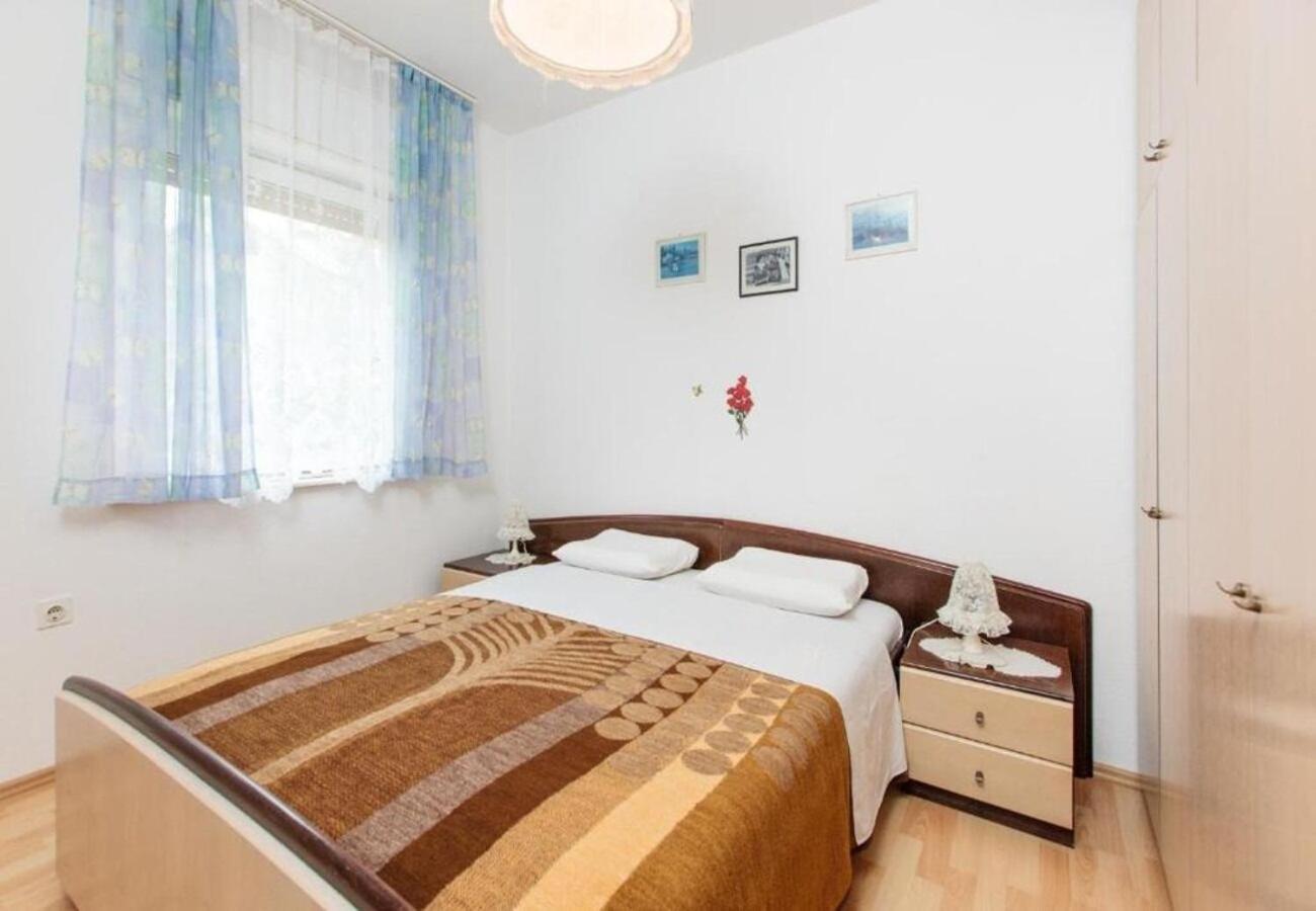 Apartment Knez 1 - 50 M From Beach Подстрана Экстерьер фото